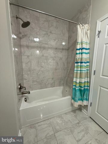 1136 HALIFAX PL, Hamilton, NJ 08619