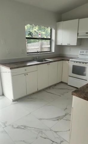 13949 SW 281st Ter 13949, Homestead, FL 33033