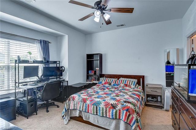 602 Lacy Oak DR, Chesapeake, VA 23320