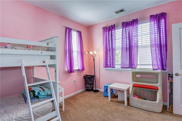 602 Lacy Oak DR, Chesapeake, VA 23320