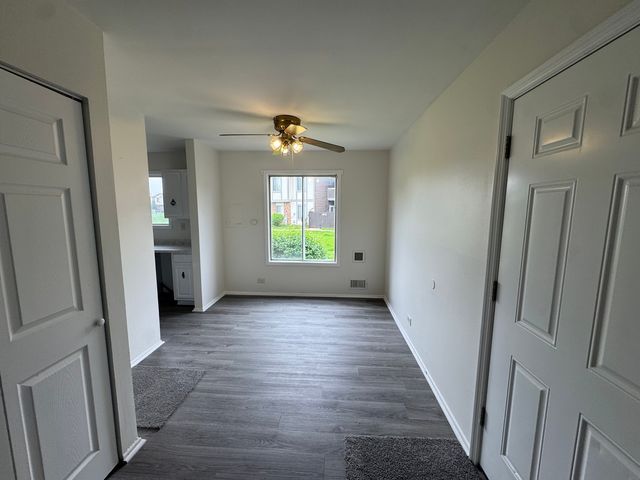 10G Fernwood Drive 10G, Bolingbrook, IL 60440