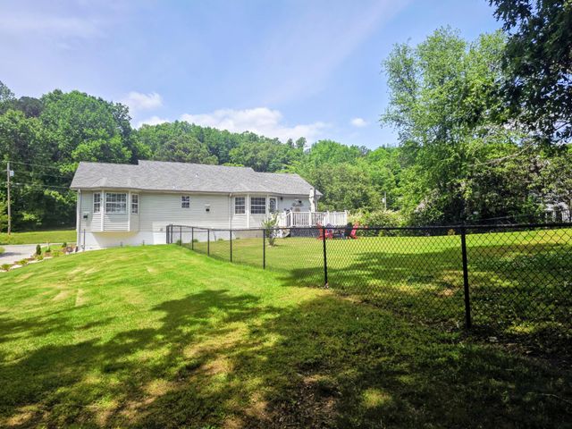 463 County Road 135, Riceville, TN 37370