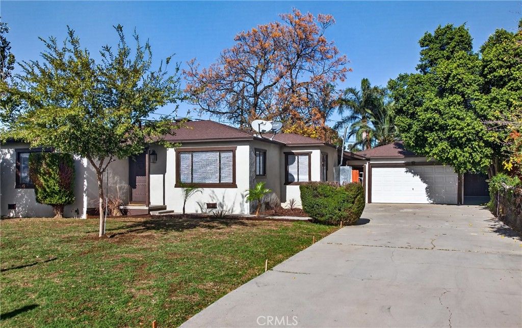 Image 16 of property listing at 18206 Seville, Fontana, CA 92335