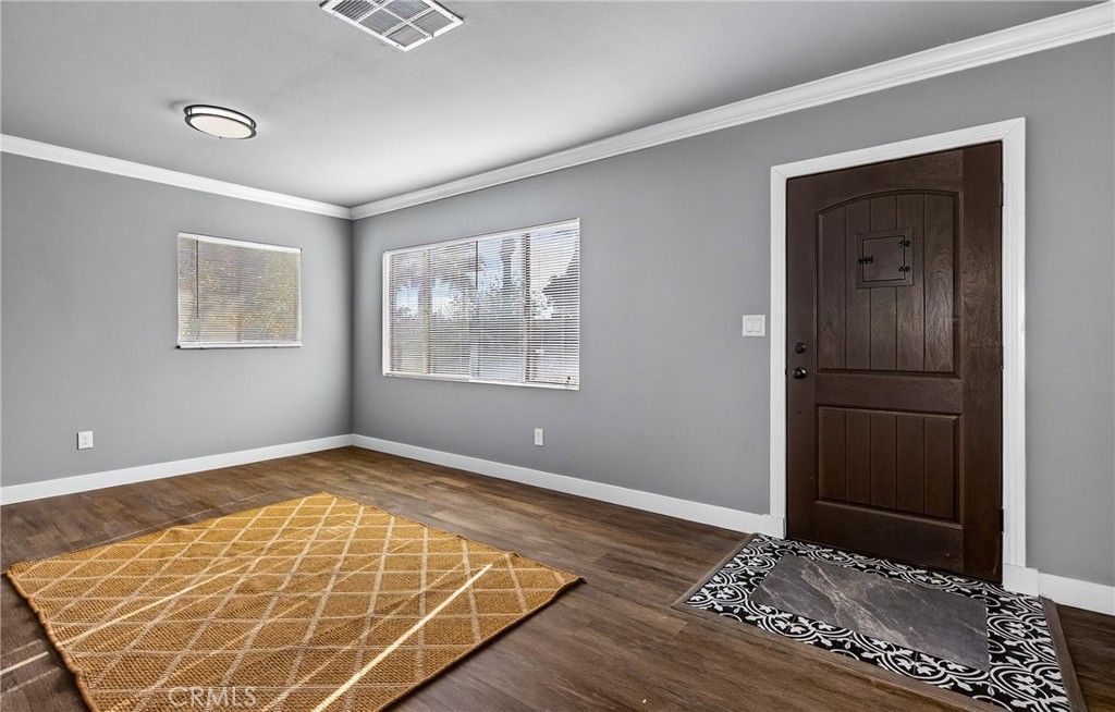 Image 2 of property listing at 18206 Seville, Fontana, CA 92335