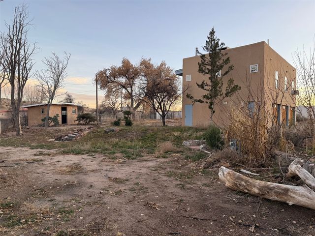 2 Siri Singh Sahib Lane, Espanola, NM 87532