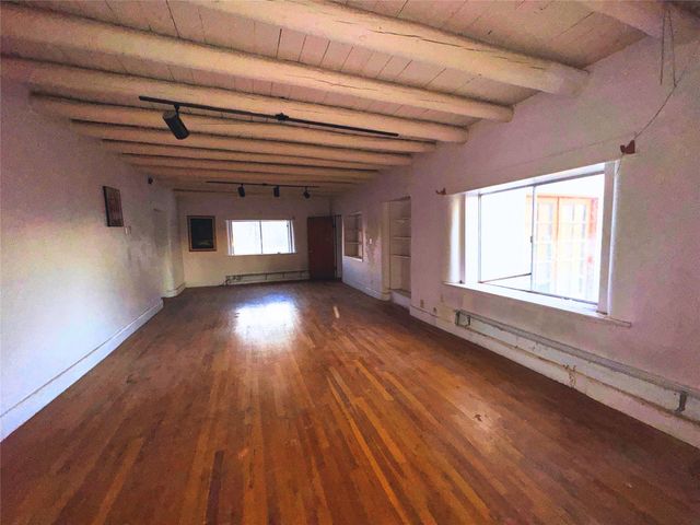 2 Siri Singh Sahib Lane, Espanola, NM 87532