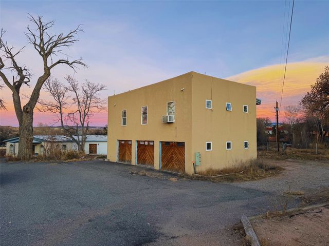2 Siri Singh Sahib Lane, Espanola, NM 87532