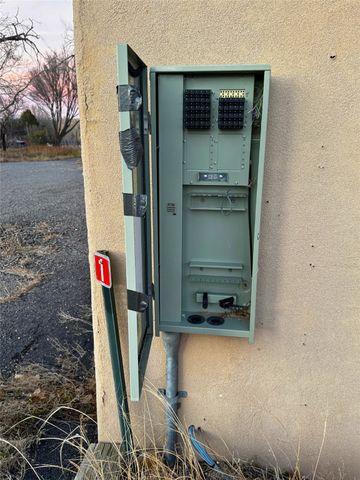 2 Siri Singh Sahib Lane, Espanola, NM 87532