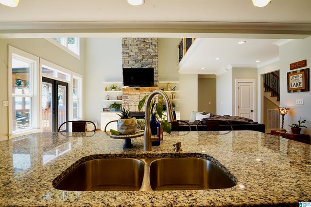 555 MOUNTAIN VIEW DRIVE, Wilsonville, AL 35186