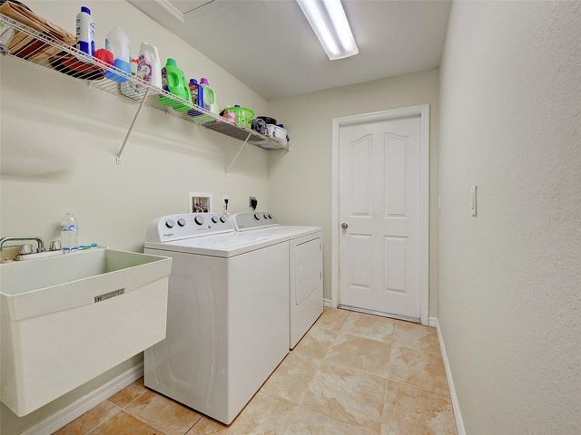 7339 CAMEO CIRCLE, North Port, FL 34291