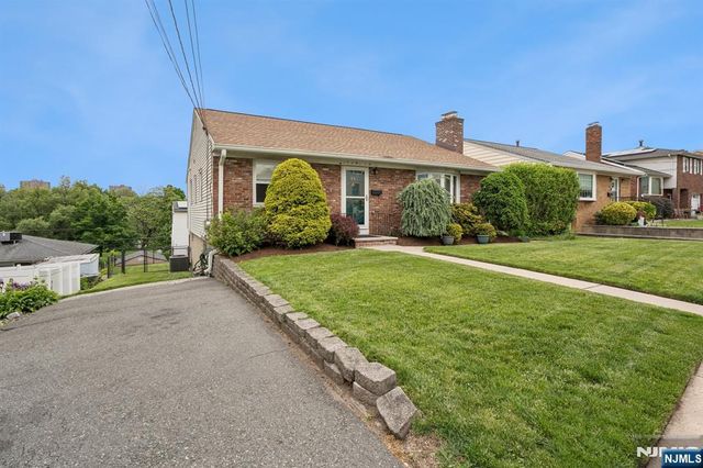95 Park Place, Kearny, NJ 07032