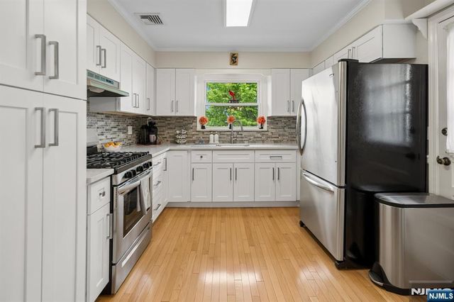 95 Park Place, Kearny, NJ 07032