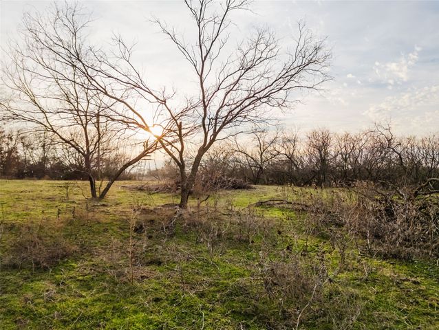 937 Ramons Road, Ennis, TX 75119