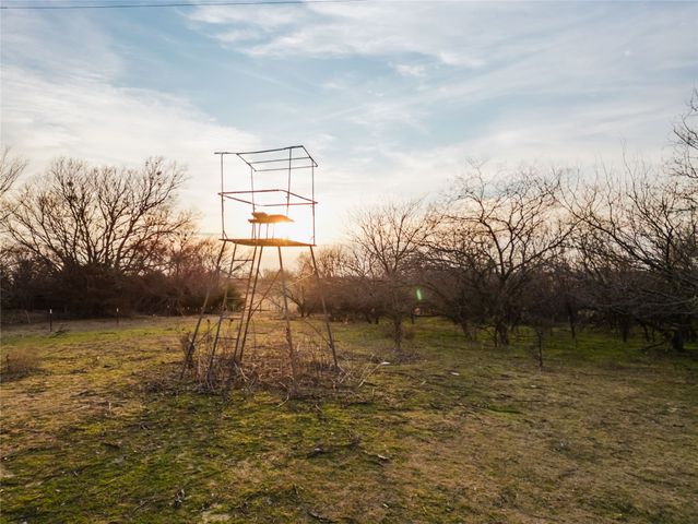 937 Ramons Road, Ennis, TX 75119