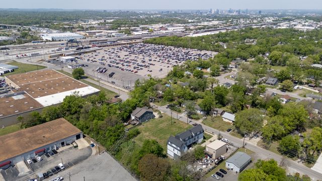 557 Veritas St, Nashville, TN 37211