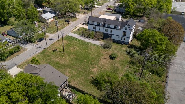 557 Veritas St, Nashville, TN 37211