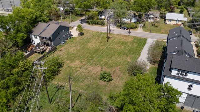557 Veritas St, Nashville, TN 37211