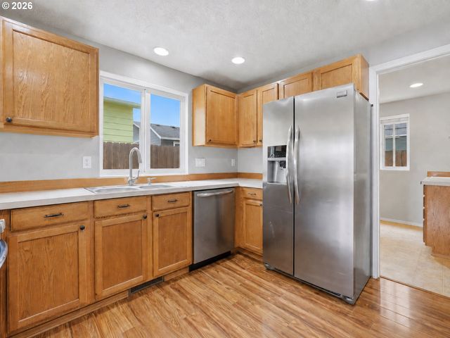 2859 HANCOCK Ct, Albany, OR 97322