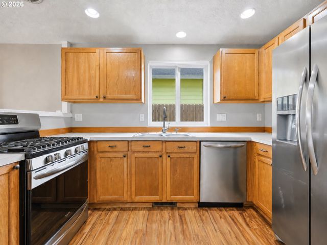 2859 HANCOCK Ct, Albany, OR 97322
