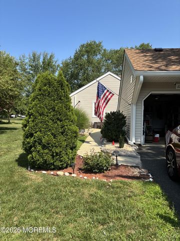 112 Pilatus Platz D, Freehold, NJ 07728