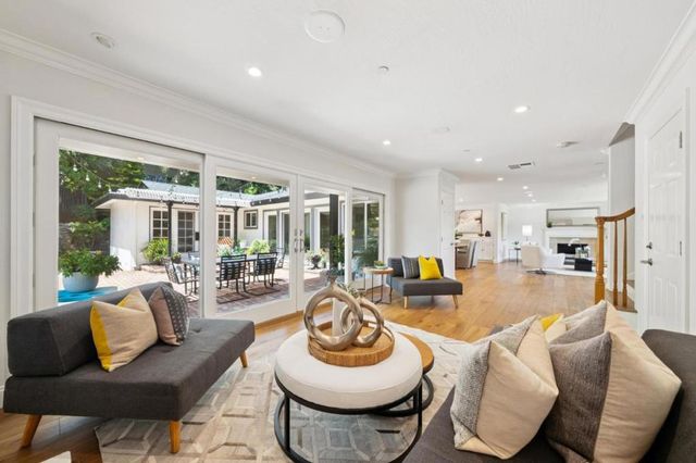 678 Barneson Avenue, San Mateo, CA 94402