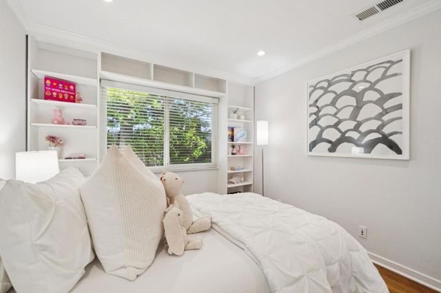 678 Barneson Avenue, San Mateo, CA 94402
