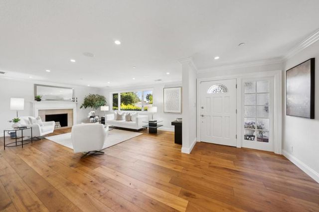 678 Barneson Avenue, San Mateo, CA 94402