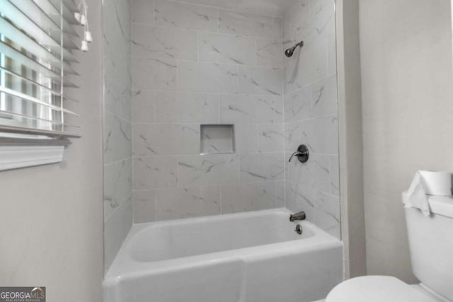 4497 Glenforest Drive NE, Roswell, GA 30075