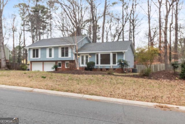4497 Glenforest Drive NE, Roswell, GA 30075