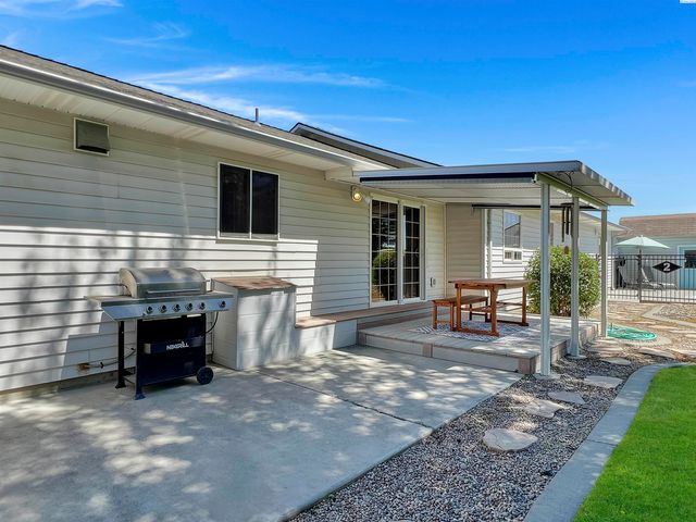 192205 E 247th Pr Se, Kennewick, WA 99337