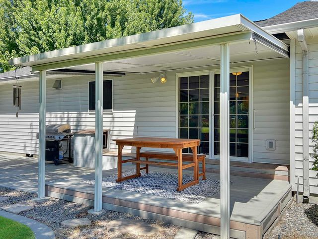 192205 E 247th Pr Se, Kennewick, WA 99337