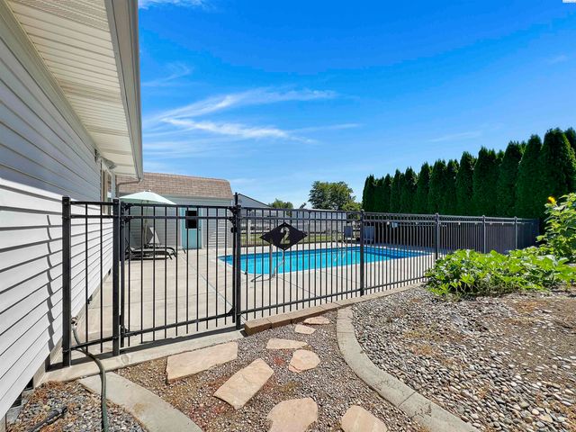 192205 E 247th Pr Se, Kennewick, WA 99337