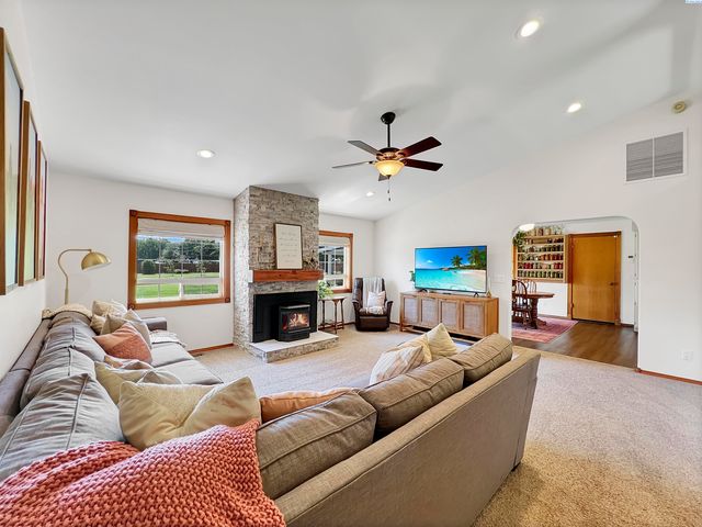 192205 E 247th Pr Se, Kennewick, WA 99337