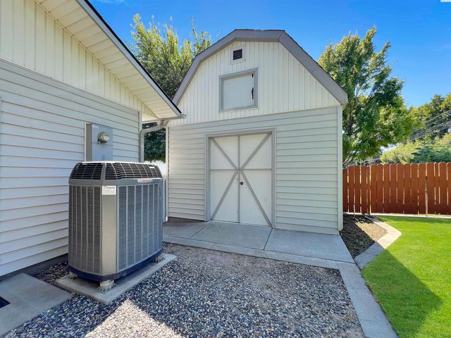 192205 E 247th Pr Se, Kennewick, WA 99337