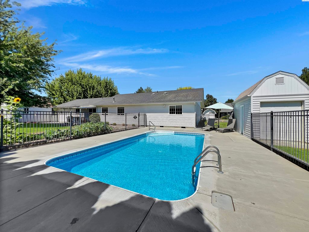 192205 E 247th Pr Se, Kennewick, WA 99337