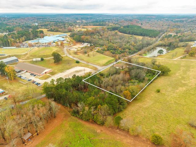 3284 Finch Road, Bismarck, AR 71929