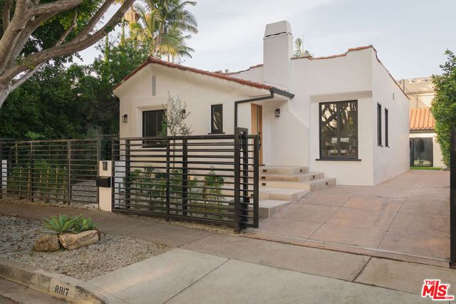 8817 Ashcroft Avenue, West Hollywood, CA 90048