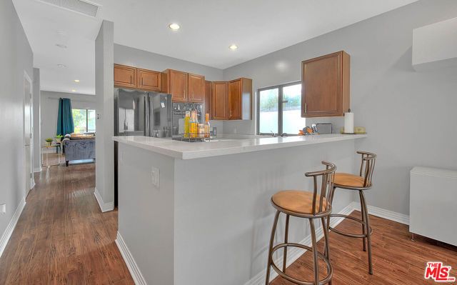 1821 S Sycamore Avenue, Los Angeles, CA 90019