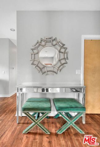 1821 S Sycamore Avenue, Los Angeles, CA 90019