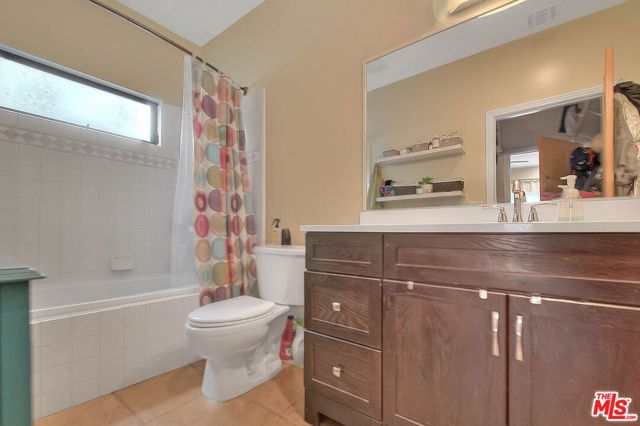 1821 S Sycamore Avenue, Los Angeles, CA 90019