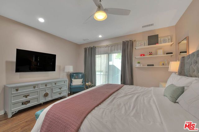1821 S Sycamore Avenue, Los Angeles, CA 90019