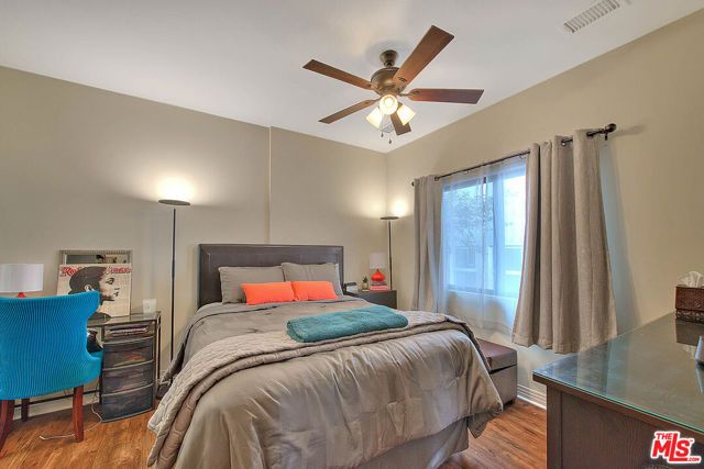 1821 S Sycamore Avenue, Los Angeles, CA 90019