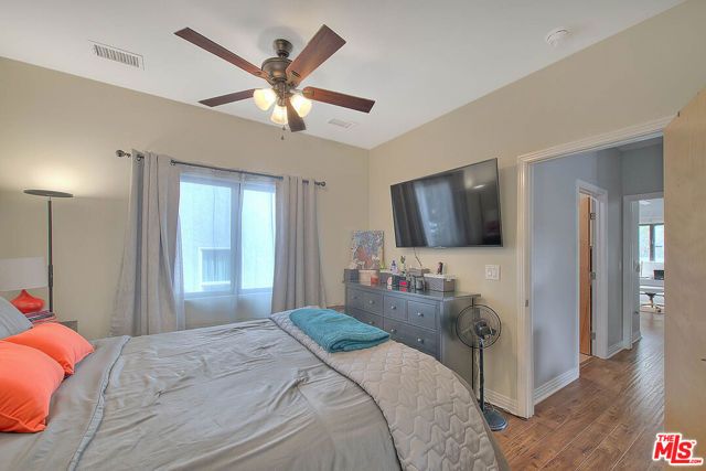 1821 S Sycamore Avenue, Los Angeles, CA 90019