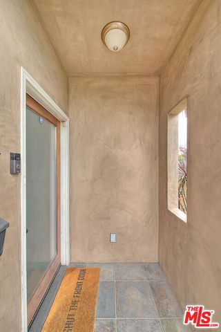 1821 S Sycamore Avenue, Los Angeles, CA 90019