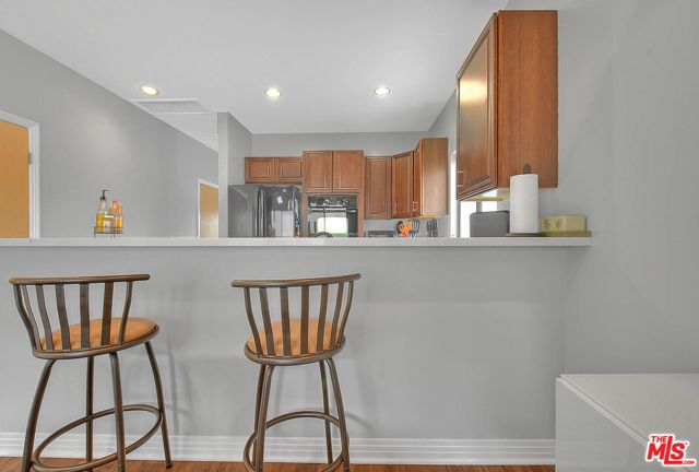 1821 S Sycamore Avenue, Los Angeles, CA 90019