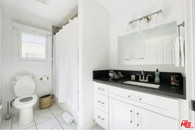 3218 W 27th Street, Los Angeles, CA 90018