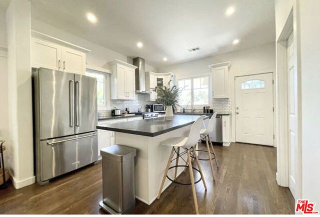 3218 W 27th Street, Los Angeles, CA 90018