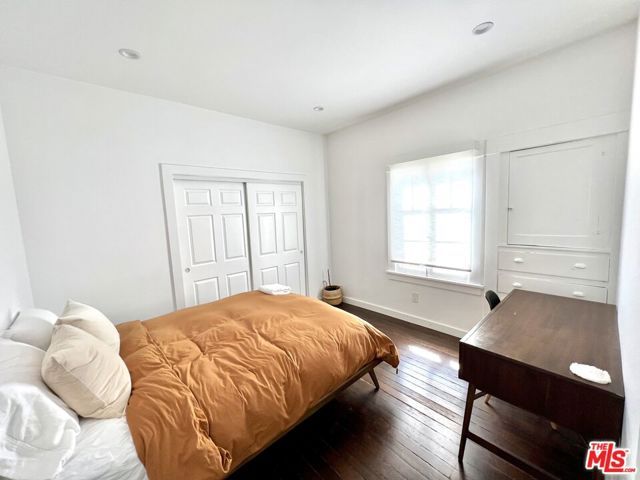 3218 W 27th Street, Los Angeles, CA 90018