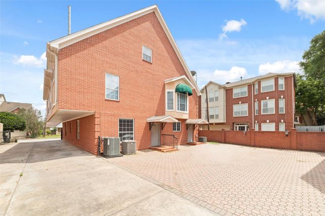 1516 Park Street B, Houston, TX 77019