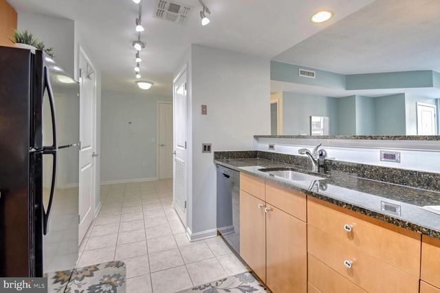 930 WAYNE AVE #207, Silver Spring, MD 20910